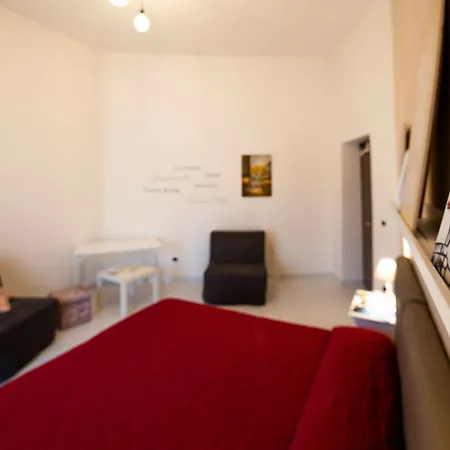 Opus Otel Pompei