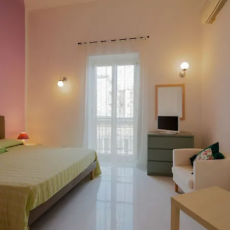 Otel Opus 5*